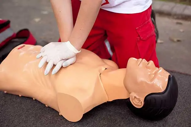 cursos bls y acls 01